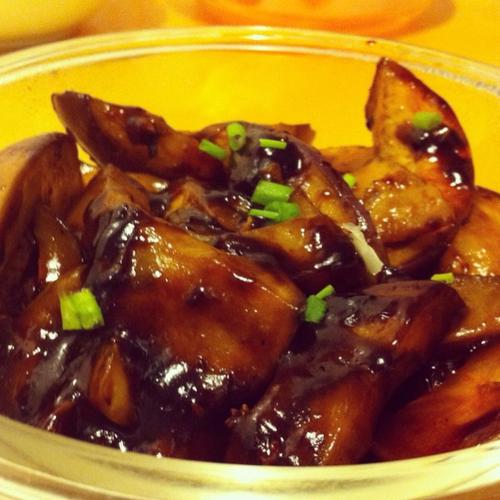 胶质满满、超级下饭！一不小心又多吃了一碗饭！红烧鲽鱼头