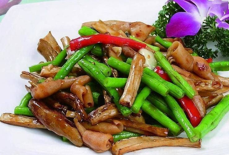 26款美食分享，菜品丰富味道鲜美，每一口菜都令人念念不忘