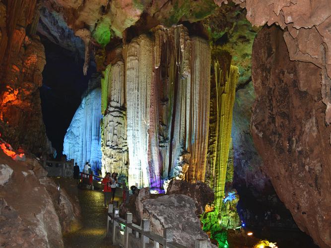 阳朔银子岩溶洞（上）旅游景区 溶洞 