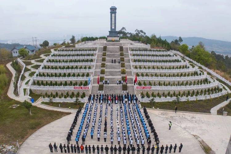 弥勒：徒步祭英烈 传承爱国心#清明 网络中国节清明