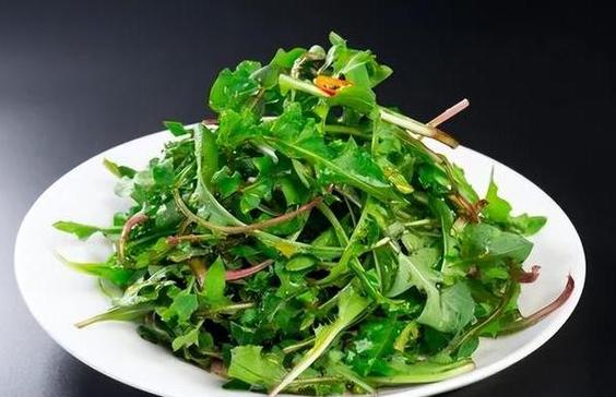 藏在草丛里的“护肝冠军”全身是宝！很多人当草，不懂吃亏了！