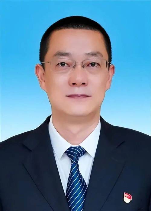 山东“75后”市长，出任新职！90后”周祖曙、贺新年，职务调整！