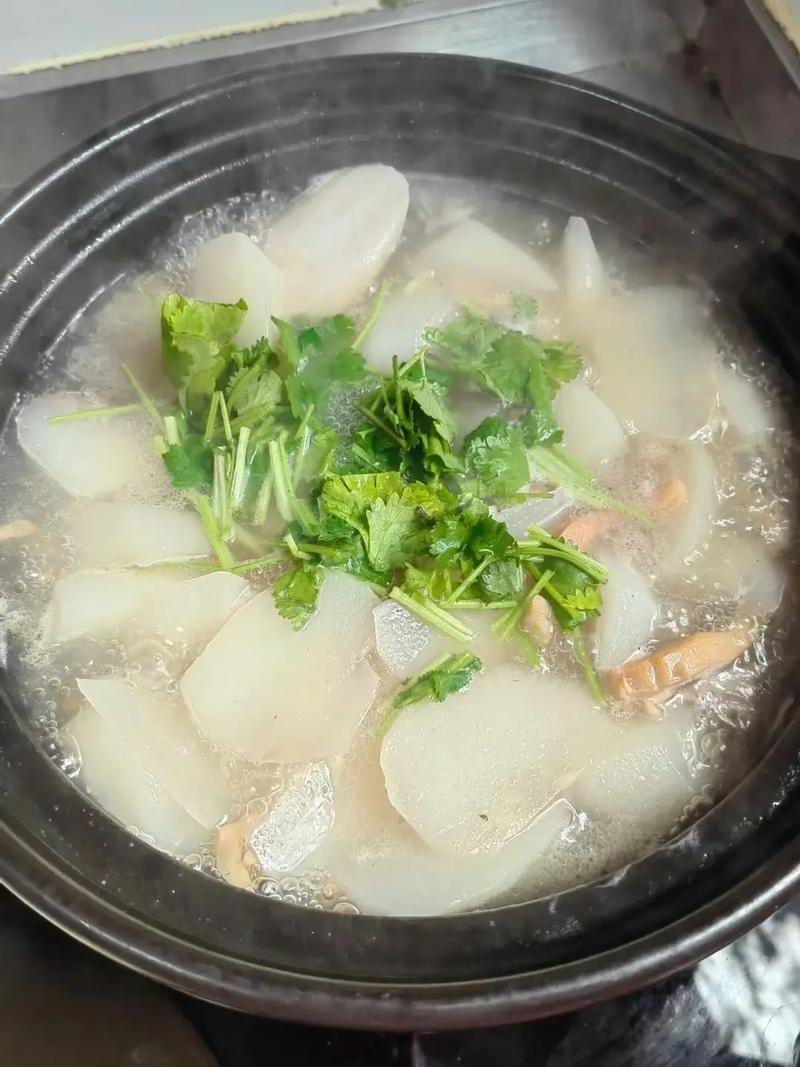 听名字就很大“味道”但用它来炖的汤，能鲜到隔壁村的来蹭饭